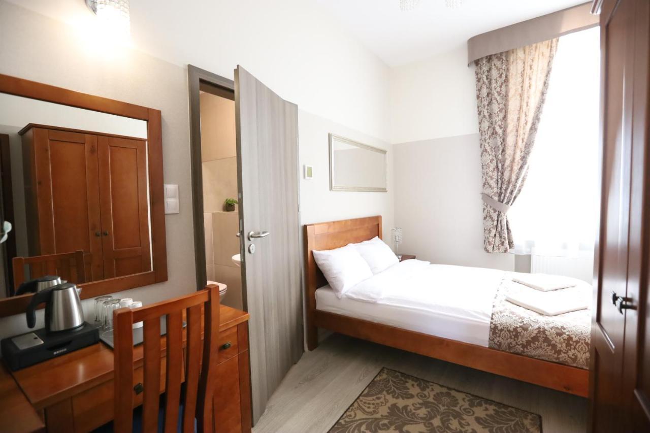 Dream Garden Palace Apart otel Krakow Dış mekan fotoğraf